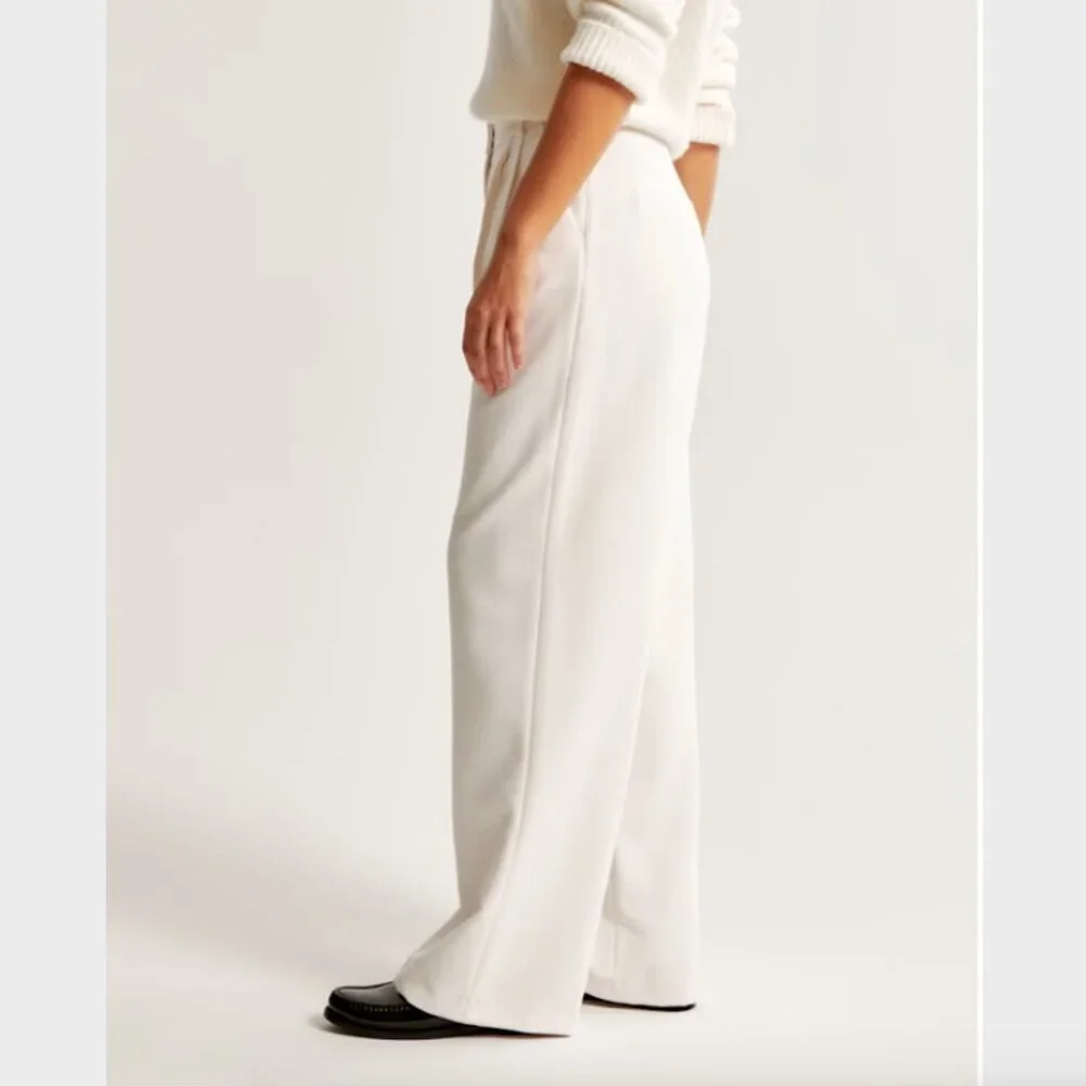 Abercrombie & Fitch Cream Sloan Curve Love Pants - Size 33/16 - Picture 9 of 11
